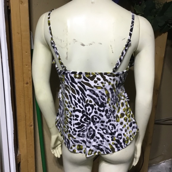 Magic Suit Mul-Color - Picture 2 of 16